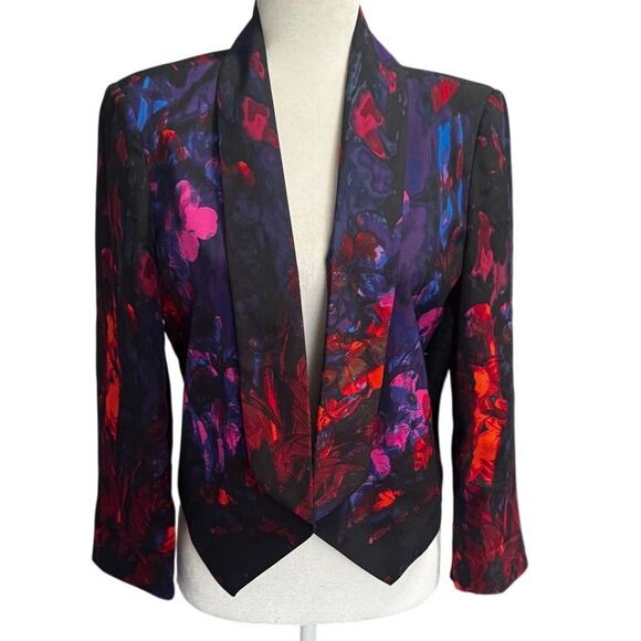 Bebe Watercolor Floral Cropped Open Front Tuxedo Blazer (Size M) - Picture 2 of 7